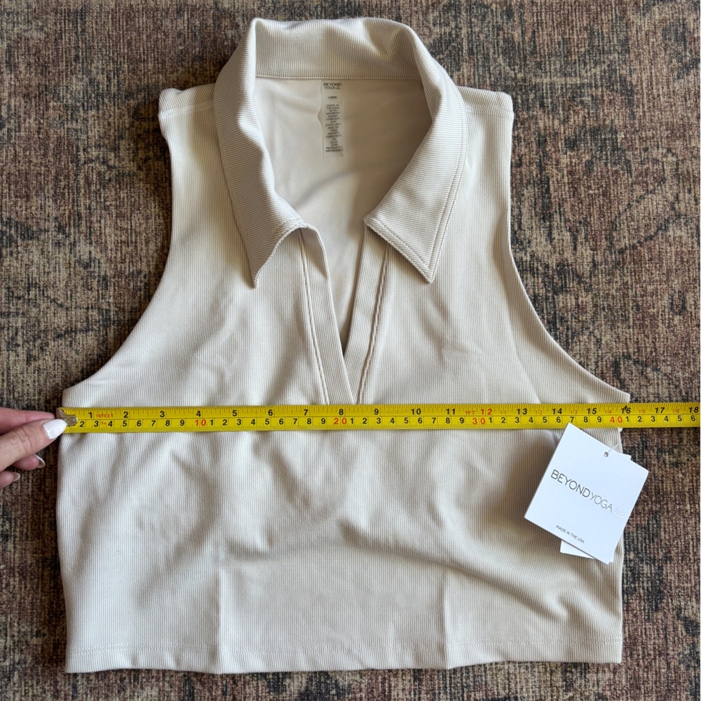 NWT Beyond Yoga Heather Rib Prep Cropped Cream Tank Size L - Picture 4 of 9